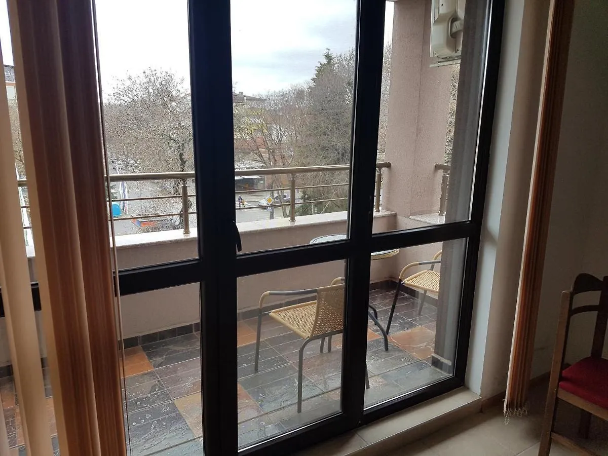 Apartments & Studios Kedara Burgas