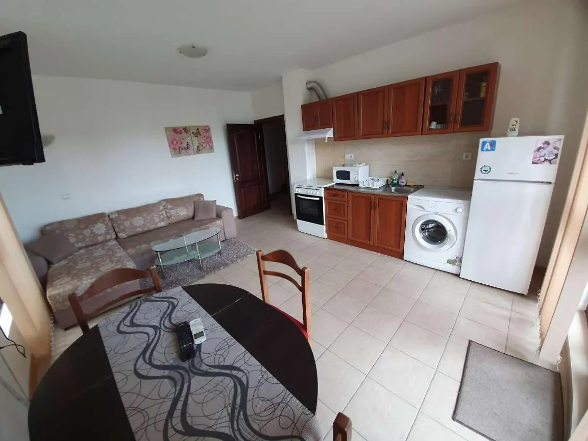 Apartments & Studios Kedara Burgas