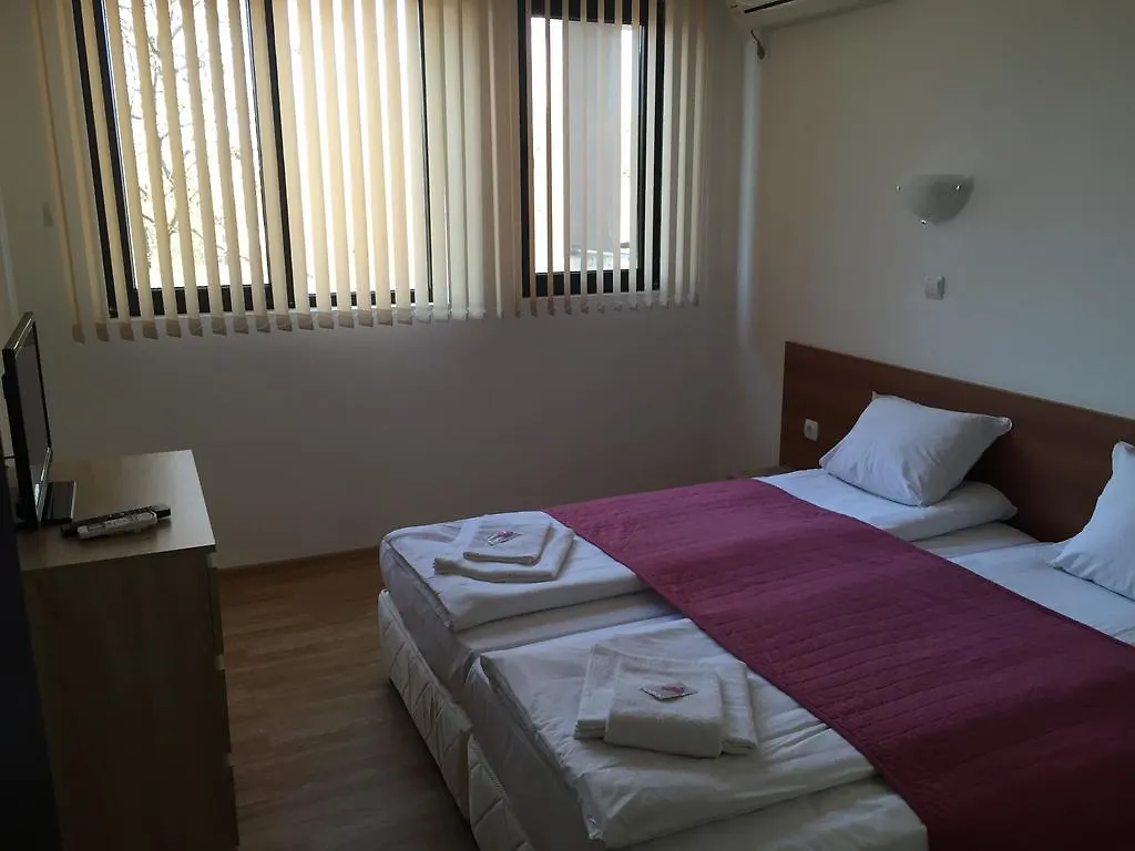 Apartments & Studios Kedara Burgas
