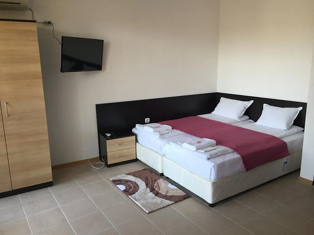 Apartments & Studios Kedara Burgas