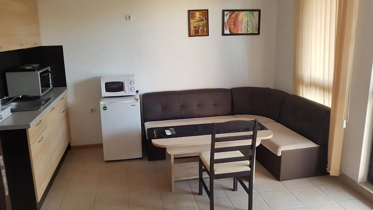 Apartments & Studios Kedara Burgas