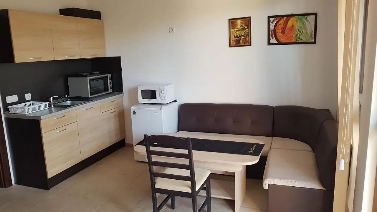 Apartments & Studios Kedara Burgas